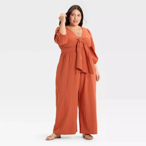 NWT Rust Flutter Sleeve Tie-Front Jumpsuit Size 3X - Picture 3 of 3